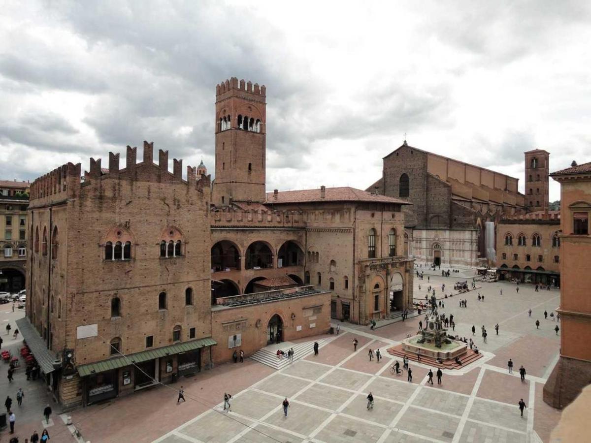 Casa Daura - Your Comfortable Apartment In Bologna - Parking Exteriér fotografie