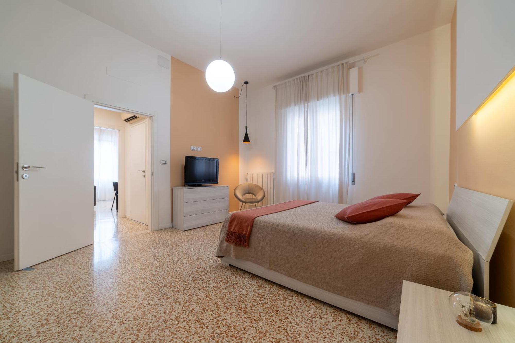 Casa Daura - Your Comfortable Apartment In Bologna - Parking Exteriér fotografie